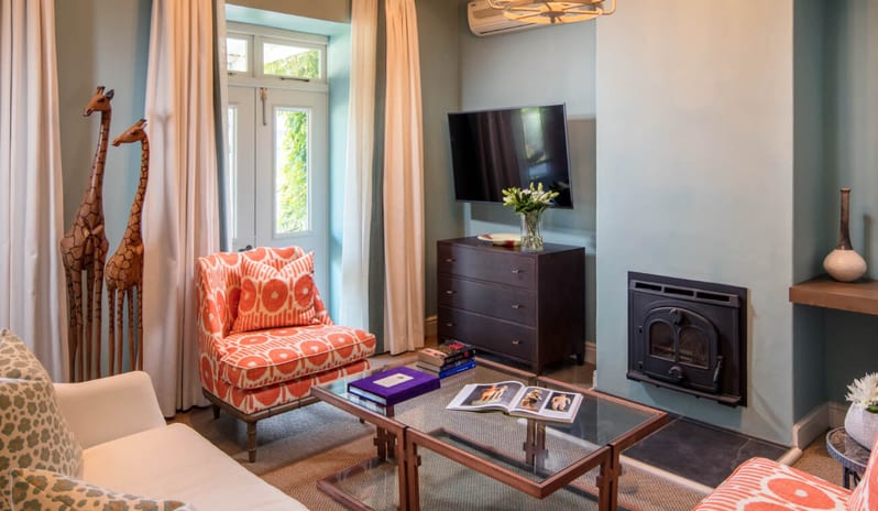 LE QUARTIER FRANCAIS - POOL SUITE LIVING